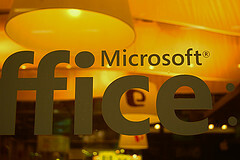 10 priežasčių, kodėl reikia pirkti „Windows Phone 7“ [nuomonė] officelogo