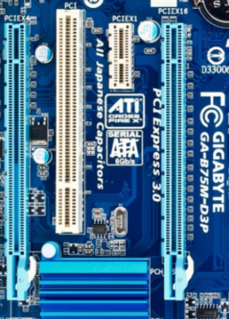 PCIe lizdai x16 x4