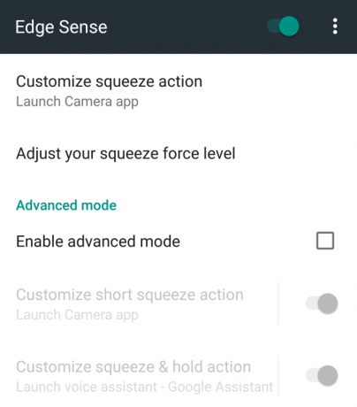 Kaip skiriasi „Android“ priklausomai nuo aparatūros gamintojo „Android“ versijų htc u11 edge sense config e1509690880961