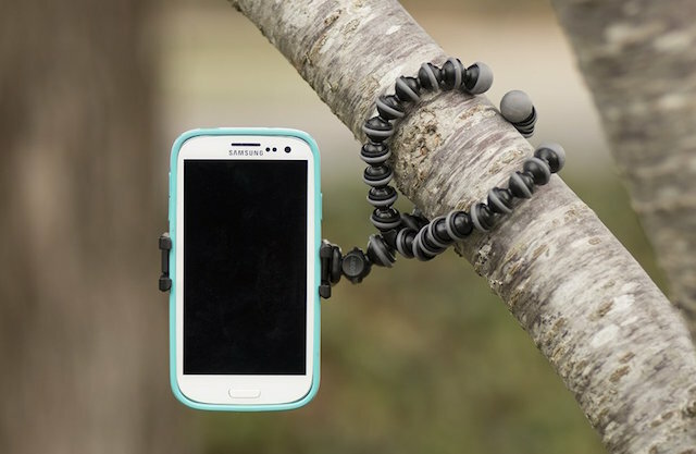 geriausias telefonas-trikojis-Gorillapod-apkabinimas