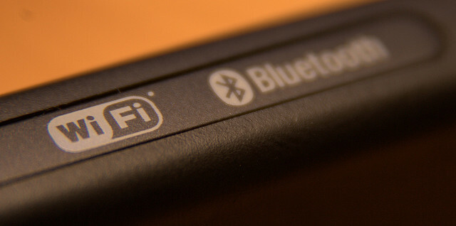 „Bluetooth“ ir „Wi-Fi“