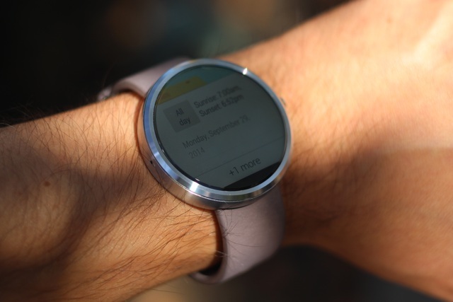 „Motorola Moto 360 Android Wear Smartwatch“ apžvalga ir „Giveaway“ „Motorola Moto 360 android“ dėvėti „Smartwatch“ apžvalga 6