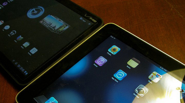 „xoom-vs-ipad“