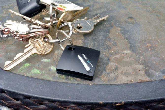 „Hideez“ skaitmeninio rakto peržiūra: slaptažodžio saugojimas „Keychain muo“ aparatinėje įrangoje peržiūri paslėptus raktus