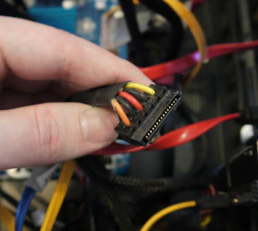 Išsamus kietojo kūno standžiojo disko įdiegimo į savo kompiuterį vadovas ssdinstall8