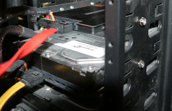 Pilnas kietojo kūno standžiojo disko diegimo į savo kompiuterį vadovas ssdinstall9