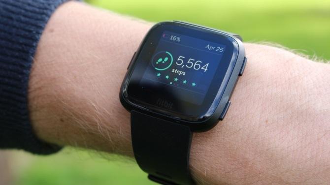 „Fitbit Versa“ apžvalga: geriausias „Fitbit“ nešiojimas vis dėlto? „Fitbit Versa 6“